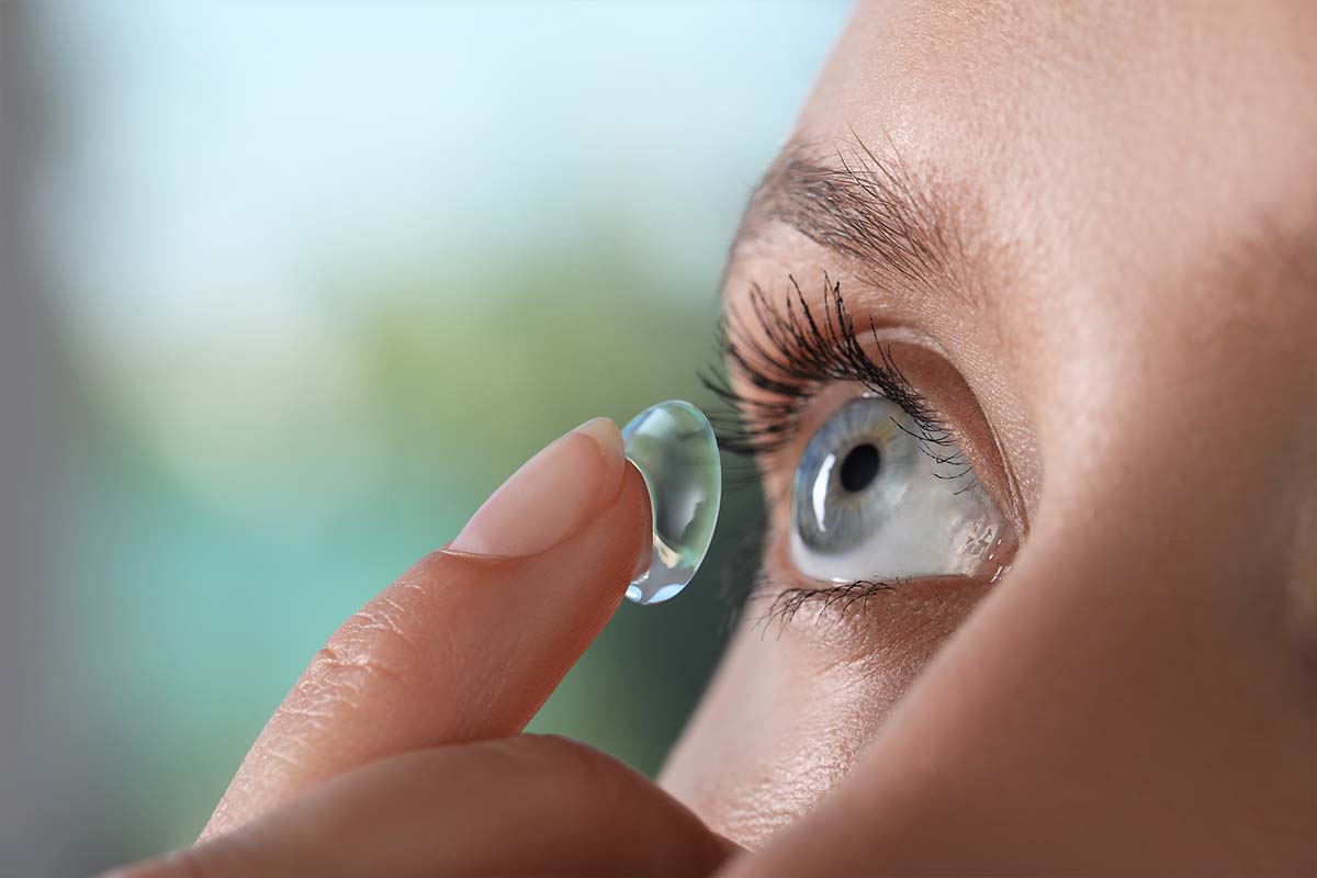 Soczewki kontaktowe twarde i miękkie